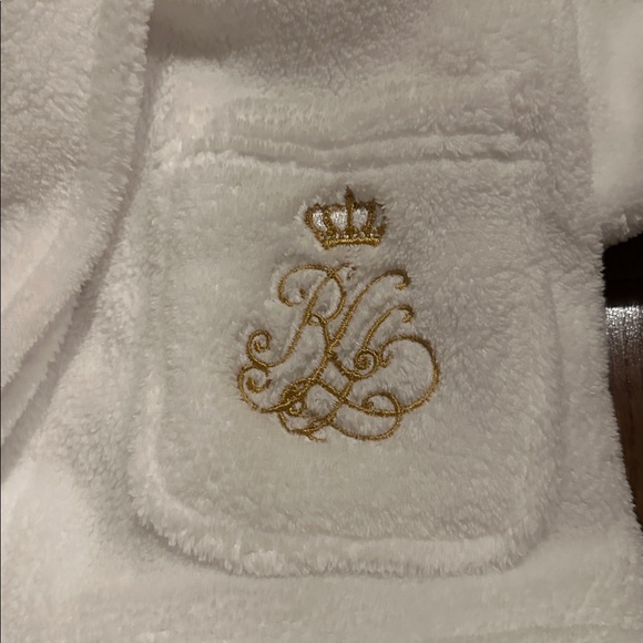 Lauren Ralph Lauren Soft plush White bath robe Small - Picture 2 of 4